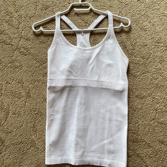 Lululemon Tank Top - Picture 1 of 3